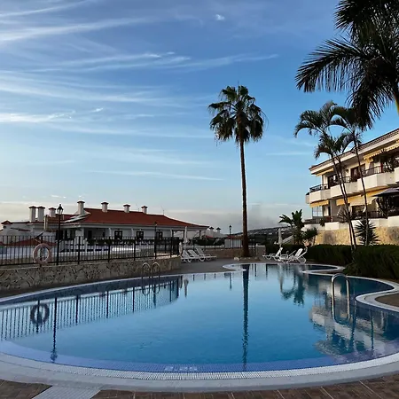 Sea Breeze Retreat At Las Bouganvillas Daire Costa Adeje